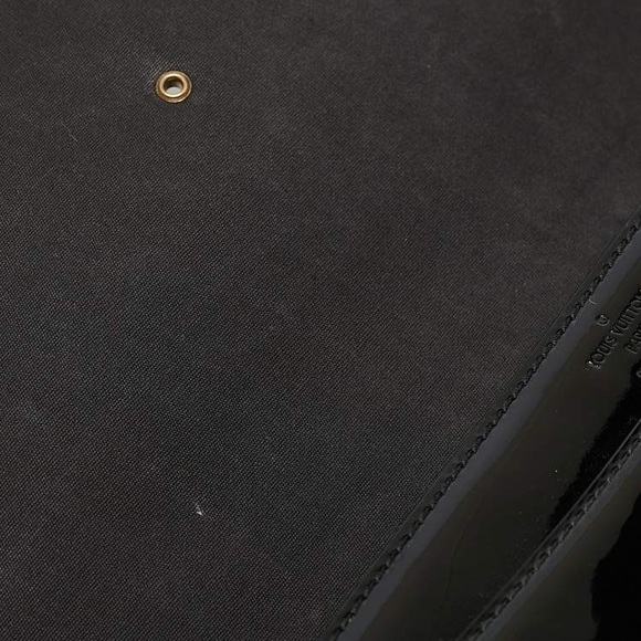 Louis Vuitton clutch - Picture 9 of 9